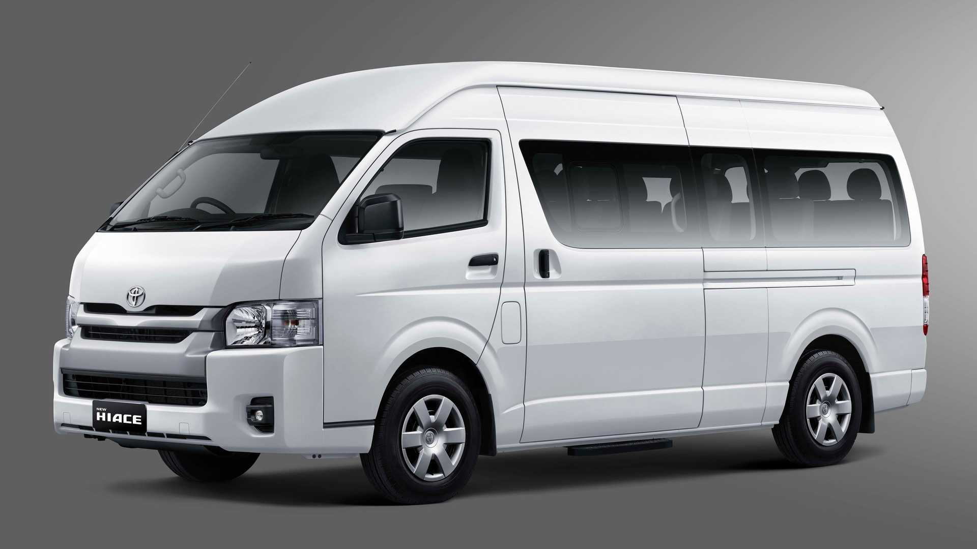 Keuntungan-Sewa-Mobil-Purwokerto-Menggunakan-Mobil-Hiace