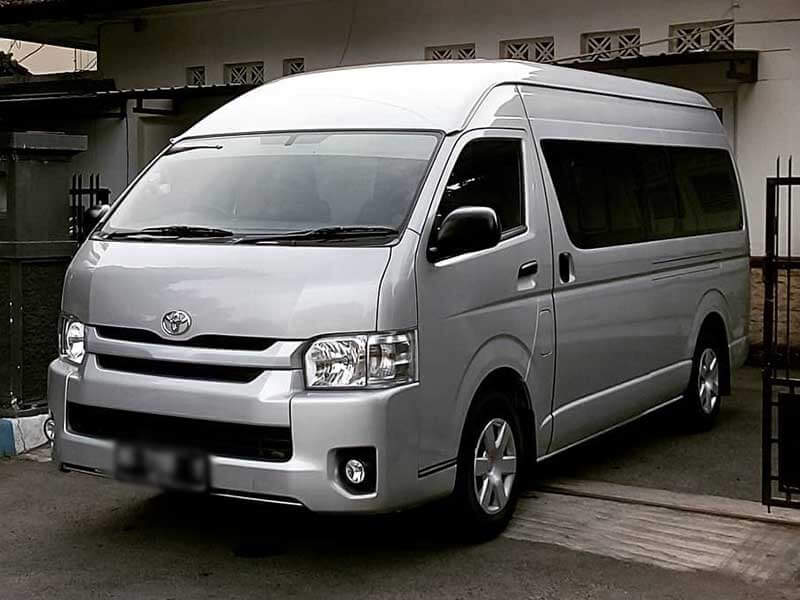 Jasa sewa mobil hiace lepas kunci