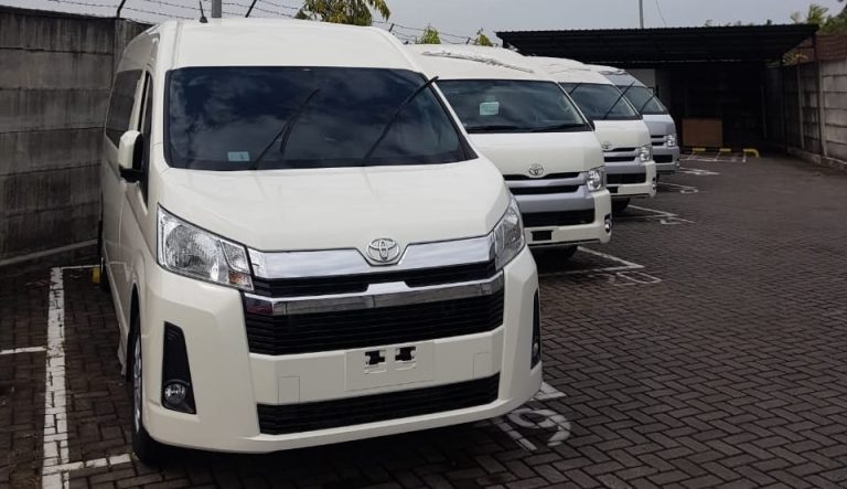 Sewa Hiace Jakarta Bandung: Perjalanan Nyaman dan Praktis