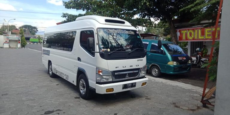 Sewa ELF Murah di Bekasi: Solusi Transportasi Hemat dan Nyaman