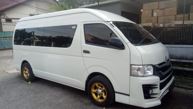 Harga Sewa Hiace Bandung Murah: Solusi Transportasi yang Efisien dan Terjangkau