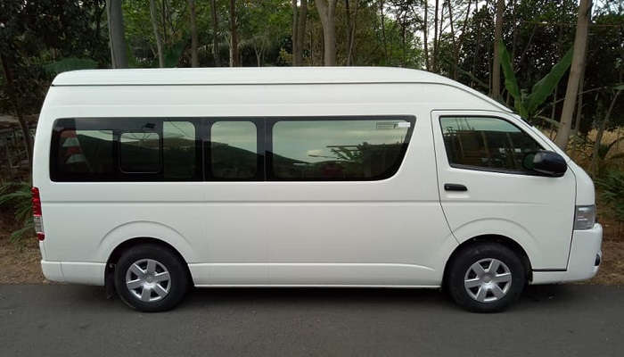 Sewa Mobil Hiace Bogor, Kemudahan Perjalanan yang Tak Terlupakan