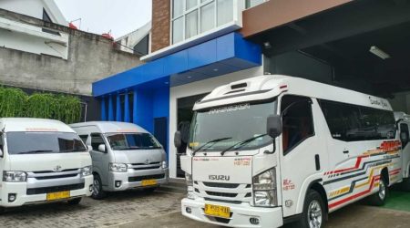 Sewa Mobil Elf di Malang Murah