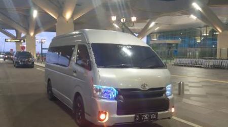 sewa hiace surabaya banyuwangi