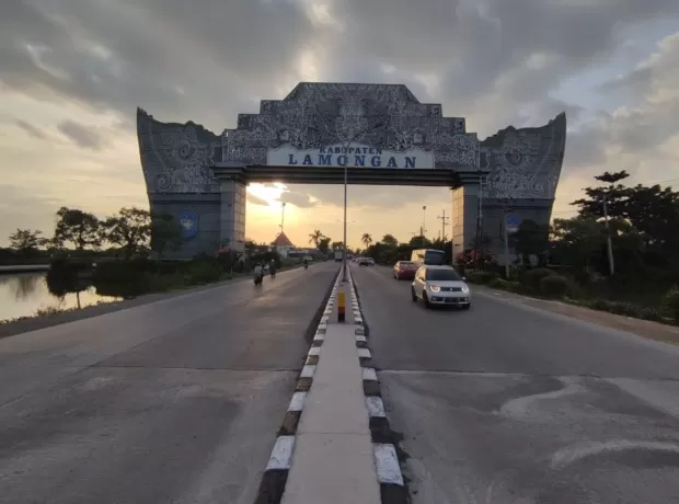 Travel Solo Lamongan