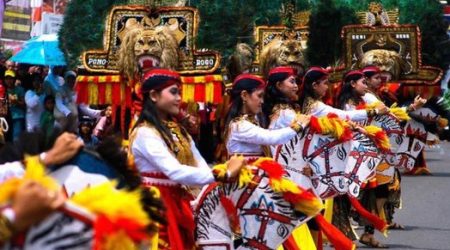 Wisata Reog Desa Carat Sumoroto