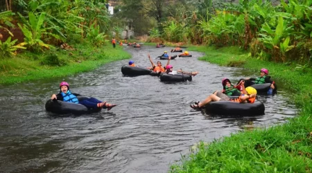 Wisata Tubing Kalijajar