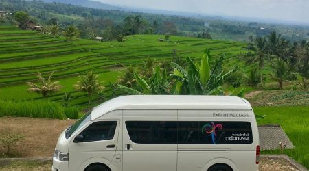 Menggunakan Travel Surabaya Gresik