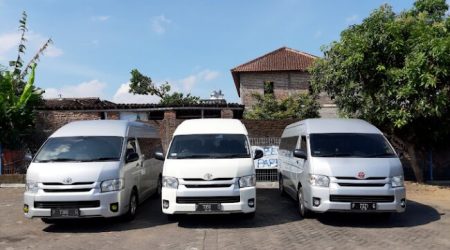 Rekomendasi Sewa Mobil Jember