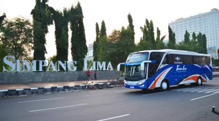 Sewa Bus Semarang