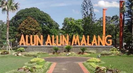 Alun Alun Malang Merupakan 5 Tempat Wisata Malang