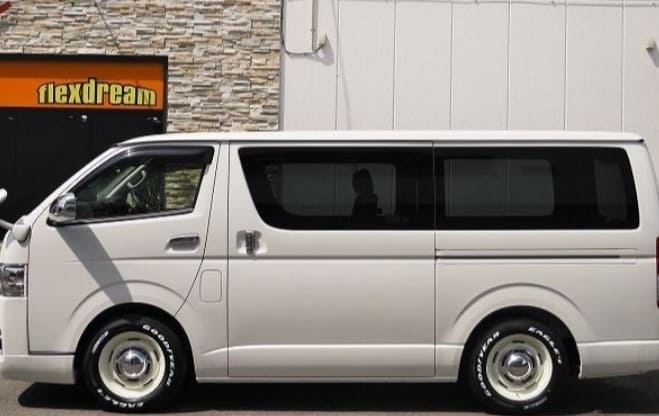 Sewa Hiace Jakarta Padang