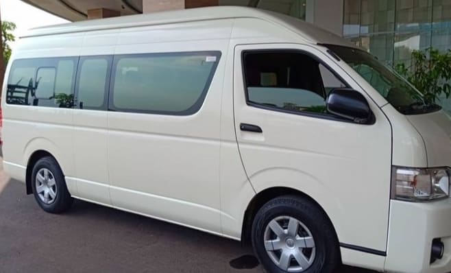 Sewa Hiace Jakarta Ponorogo