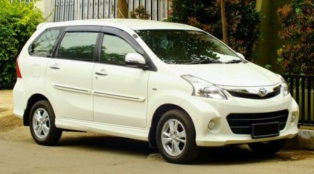 Rental & Sewa Mobil Semarang Lepas Kunci Murah 150 Ribu perhari